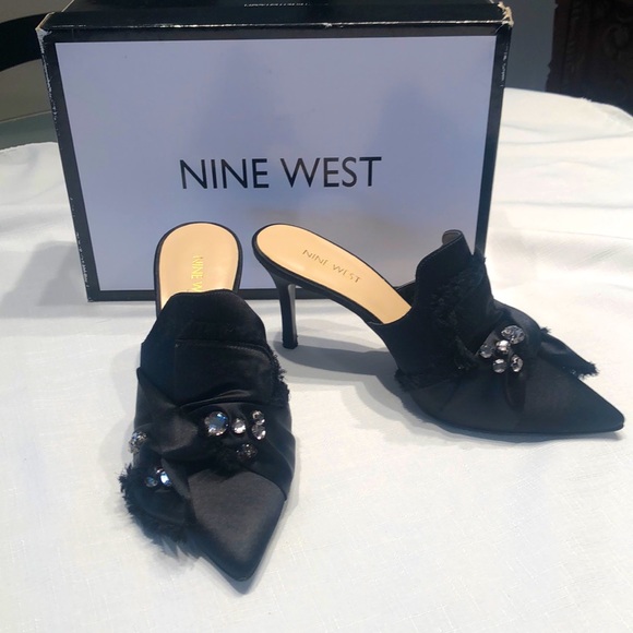 Nine West Shoes - Nine West black satin mules